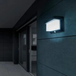 Näve LED-Solar-Außenwandleuchte Mit Bewegungsmelder Schwarz 12 Cm -Globo Deutschland Verkaufsgeschäft 4003222884744 3065 AB 3