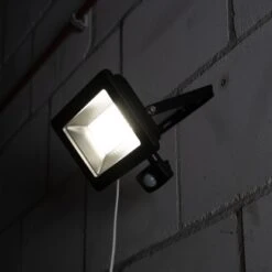 LED-Strahler 4000 K IP44 Sensor Sanan LED 50 W 5500 Lm Schwarz 13 LED-Strahler 4000 K IP44 Sensor Sanan LED 50 W 5500 Lm Schwarz -Globo Deutschland Verkaufsgeschäft 692819 11020200 03